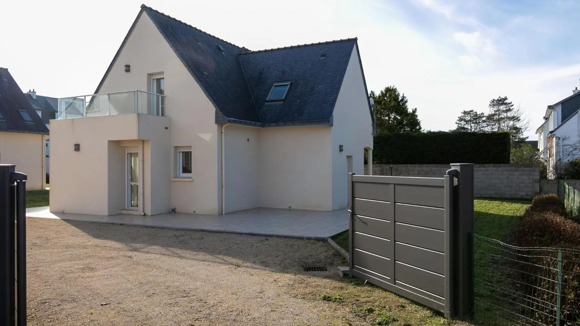 Holiday Home Hortensias By Interhome Clohars-Carnoet