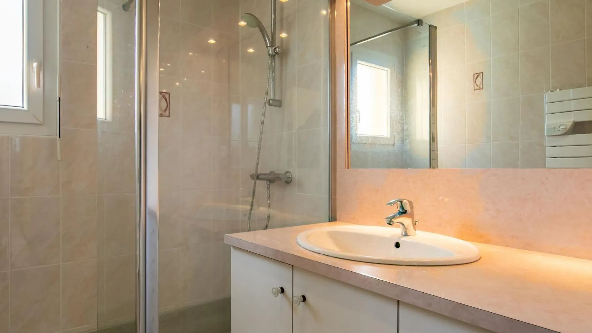 Holiday Home Hortensias By Interhome Clohars-Carnoet